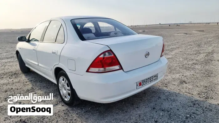 Nissan Sunny 2010 photo 4