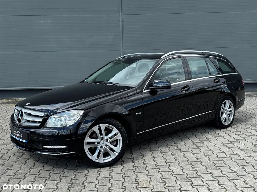 Mercedes-Benz C-Class 2011 photo 5