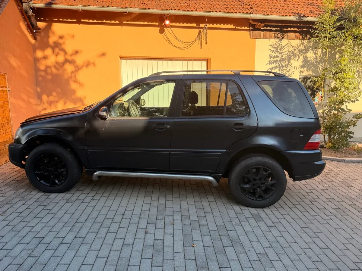 Mercedes-Benz M-Class