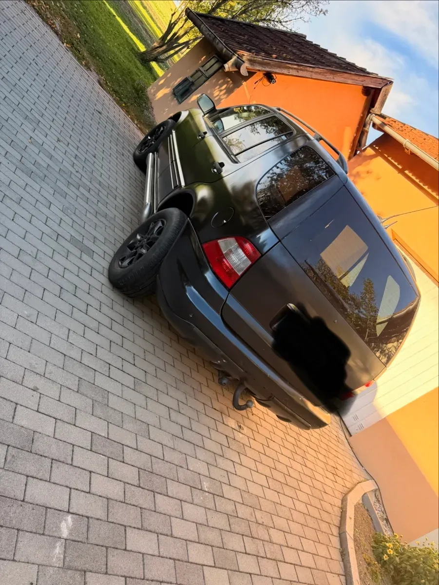Mercedes-Benz M-Class 2004 photo 3