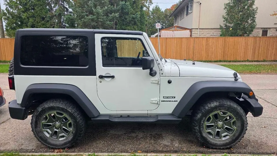 Jeep Wrangler 2017 photo 2