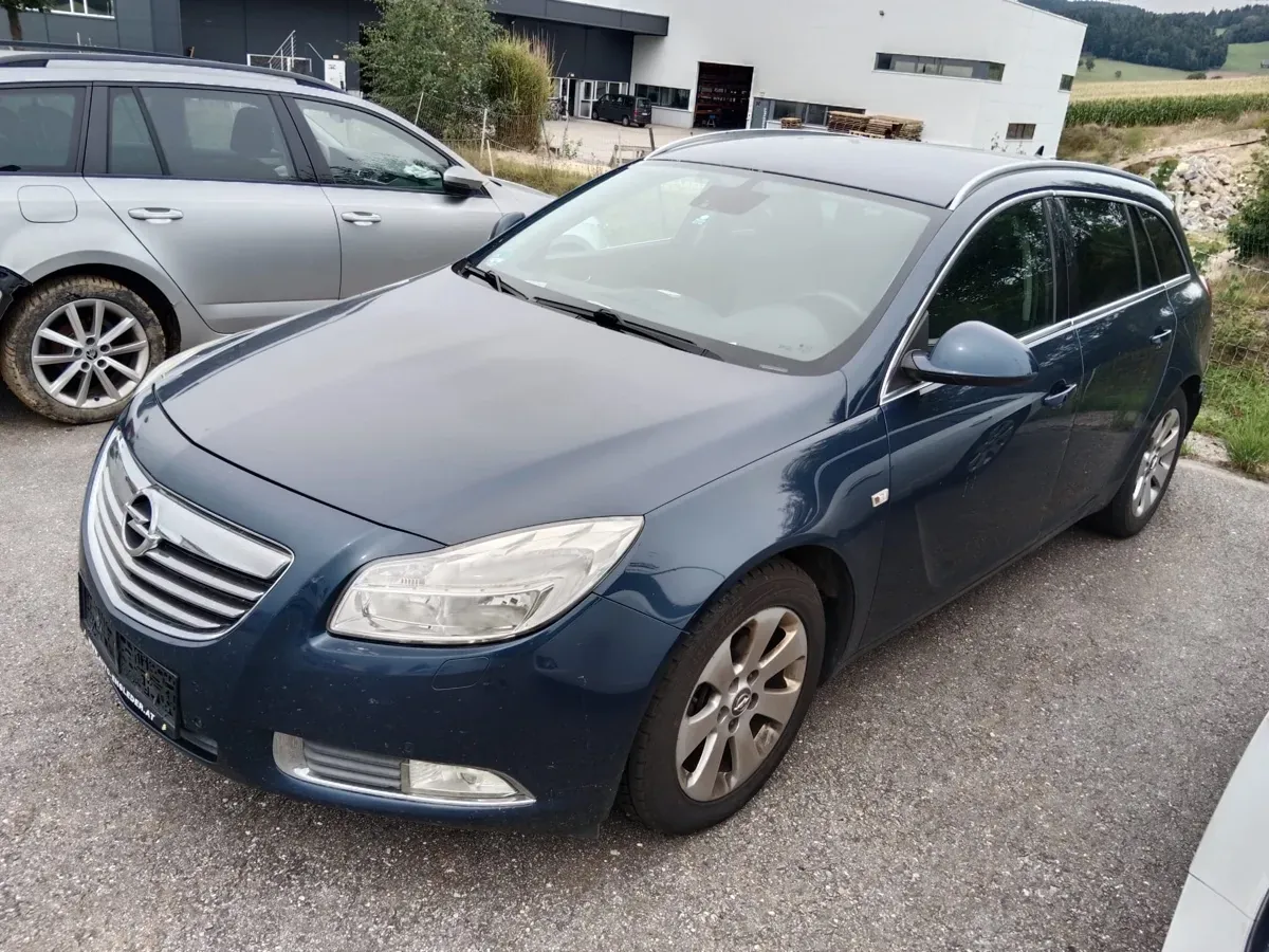 Opel Insignia 2011 photo 3