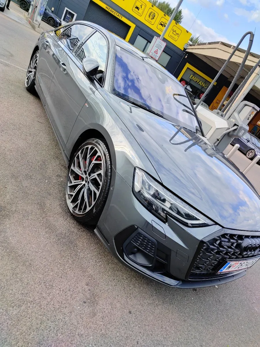 Audi A8 2023 photo 2