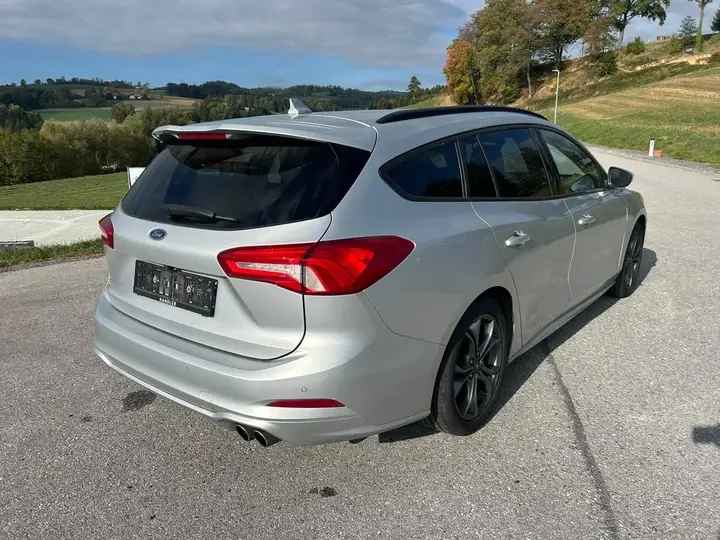 Ford Focus 2020 photo 3