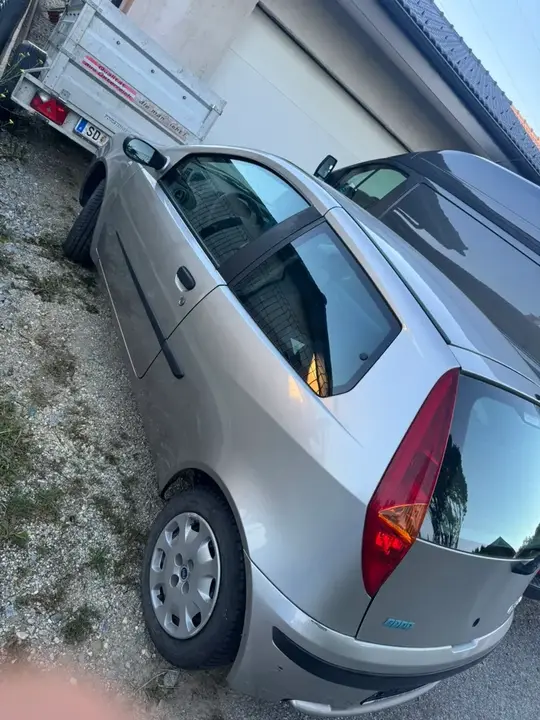 Fiat Punto 2000 photo 2