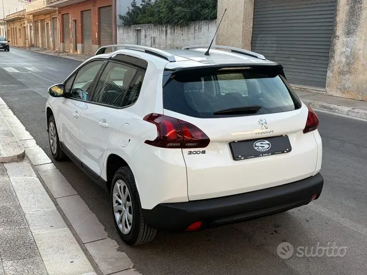 Peugeot 2008 2018 photo 5