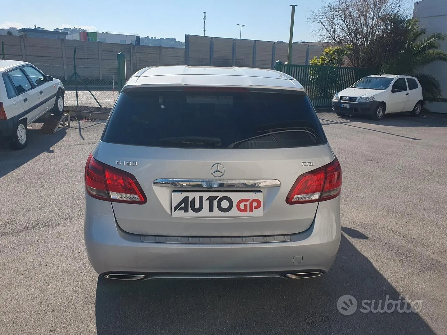Mercedes-Benz B-Class 2015 photo 5