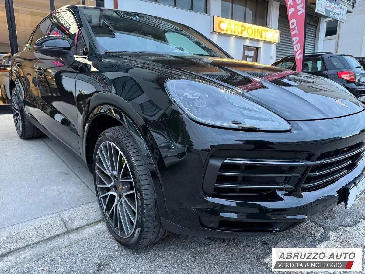 Porsche Cayenne 2022 photo 3