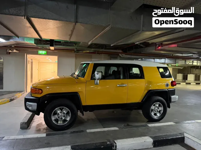 Toyota Fj 2010 photo 3