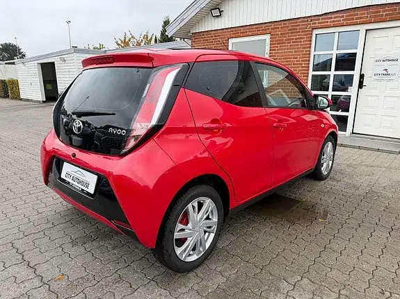 Toyota Aygo 2015 photo 5