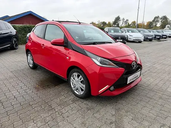 Toyota Aygo 2015 photo 2