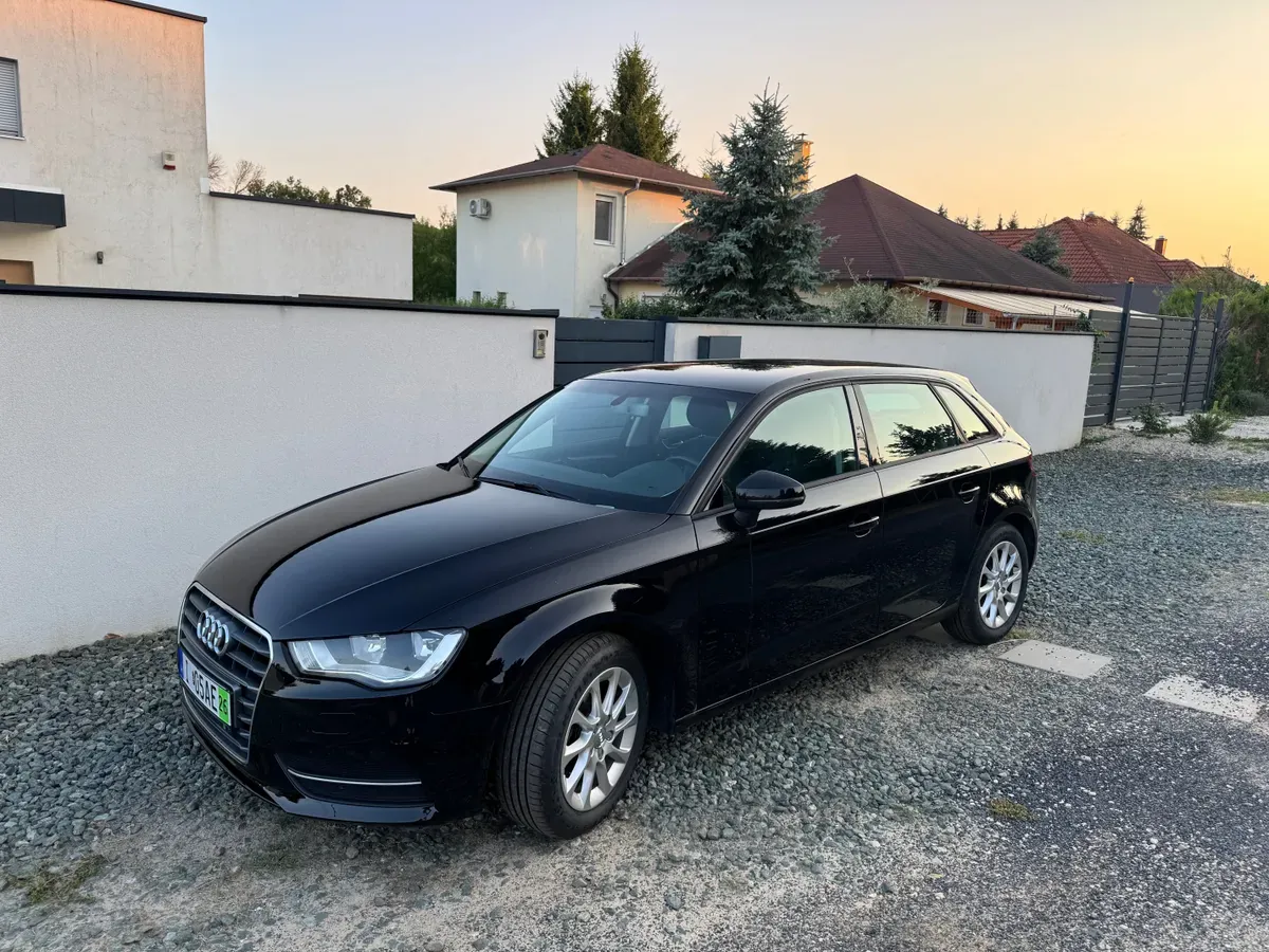 Audi A3 2016 photo 2
