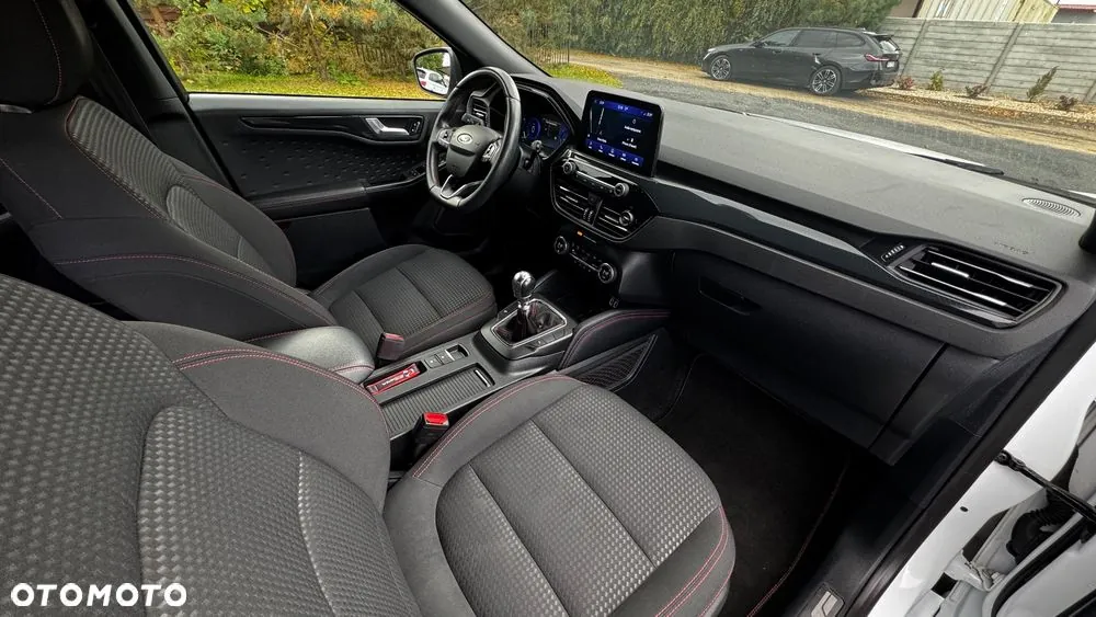 Ford Kuga 2021 photo 3