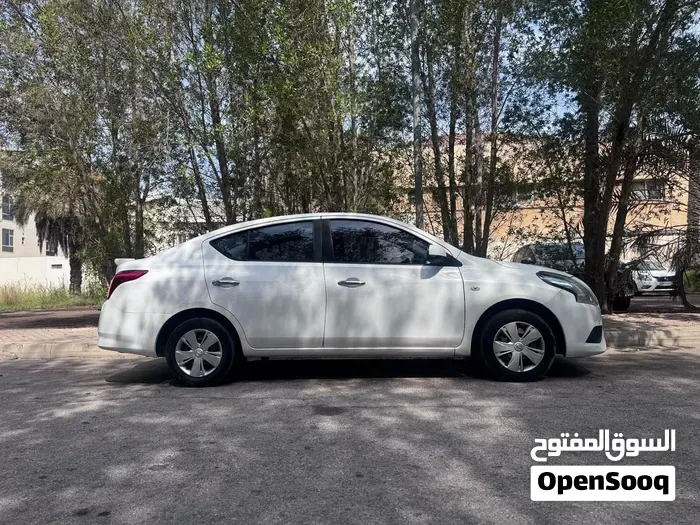 Nissan Sunny 2020 photo 3