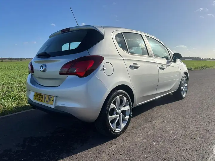 Vauxhall Corsa 2019 photo 2