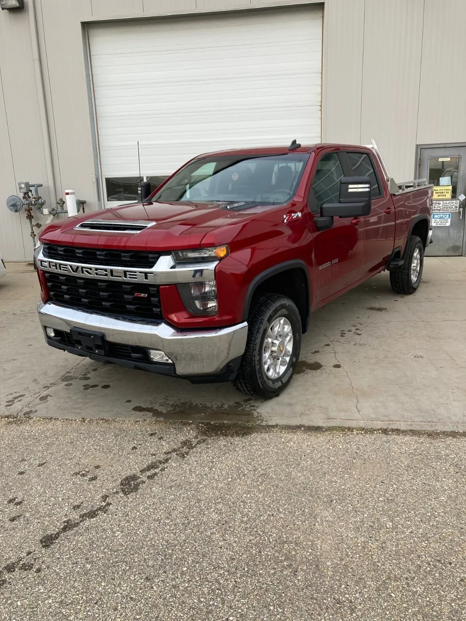 Chevrolet 3500 2022 photo 2