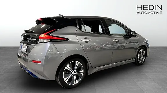 Nissan Leaf 2022 photo 2