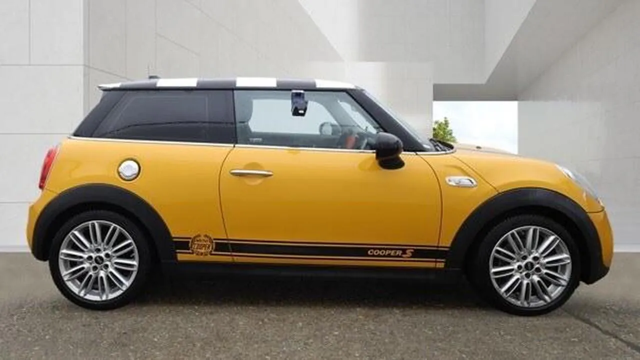 Mini Cooper S 2015 photo 5