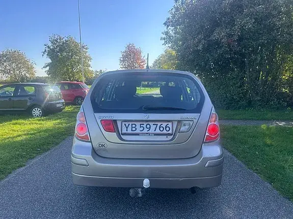 Suzuki Liana 2006 photo 5