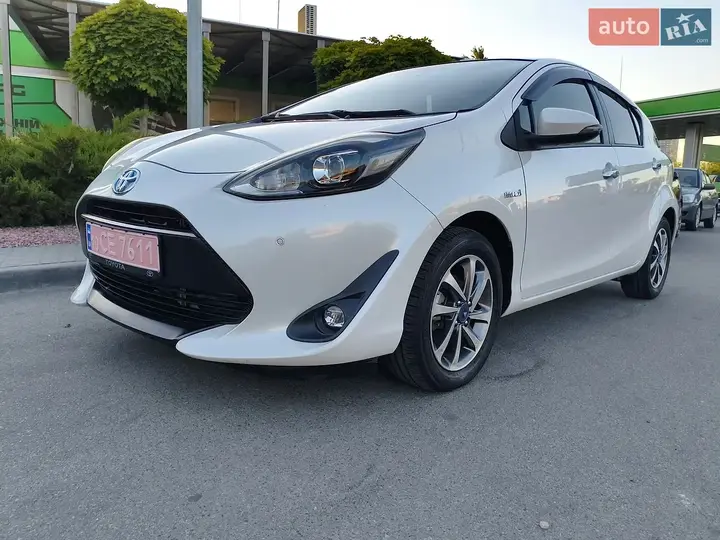Toyota Aqua 2018 photo 3