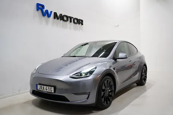 Tesla Model Y 2024 photo 2