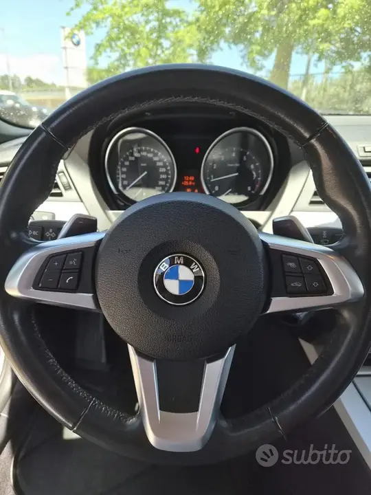 BMW Z4 2012 photo 4