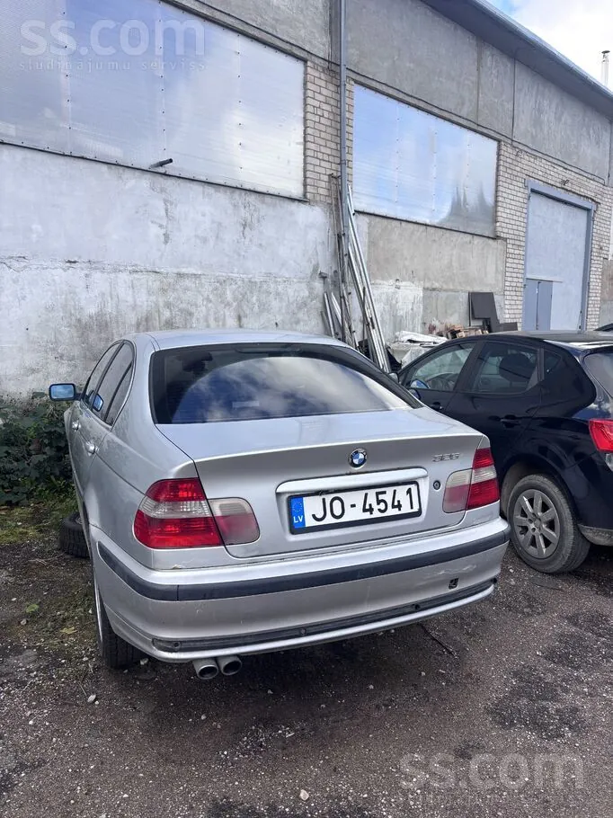 BMW 325