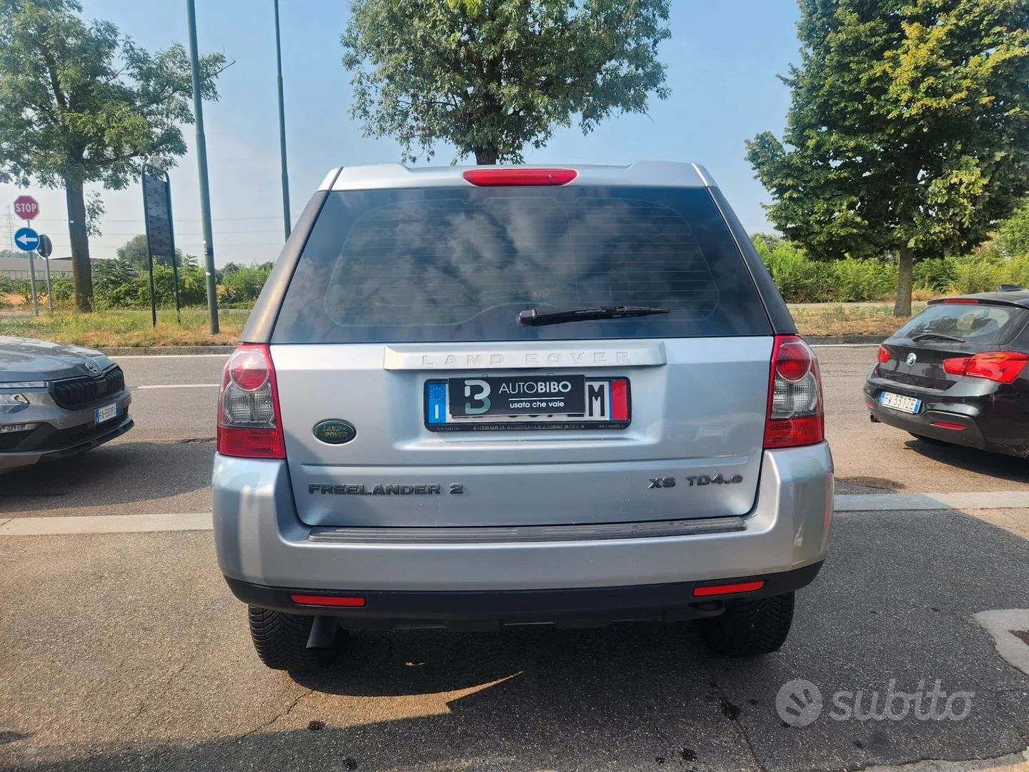 Land Rover Freelander 2010 photo 5