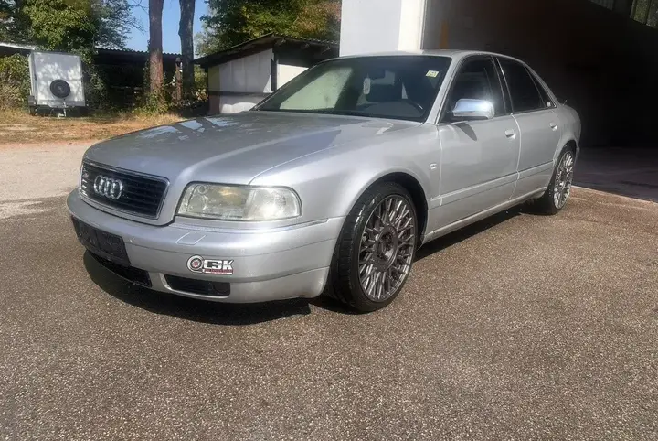 Audi A8