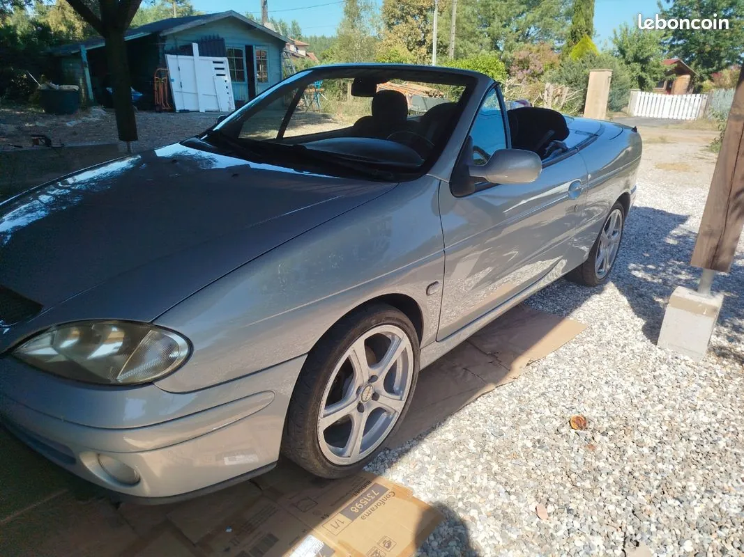 Renault Megane 2000 photo 3