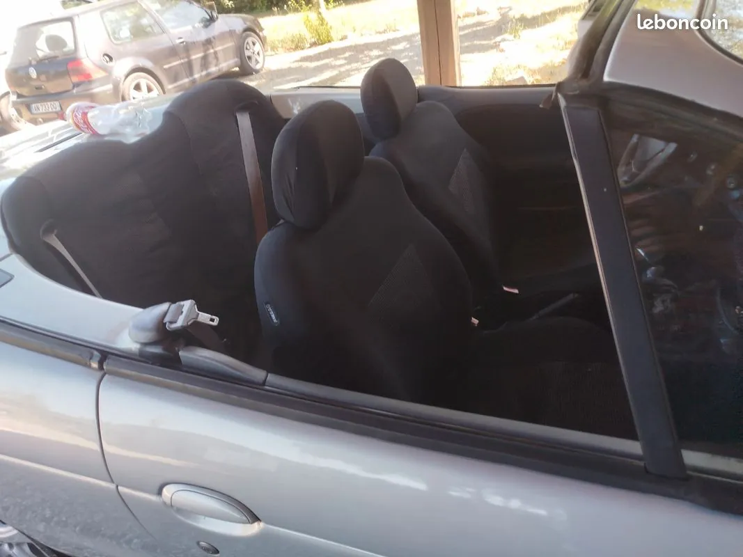 Renault Megane 2000 photo 2