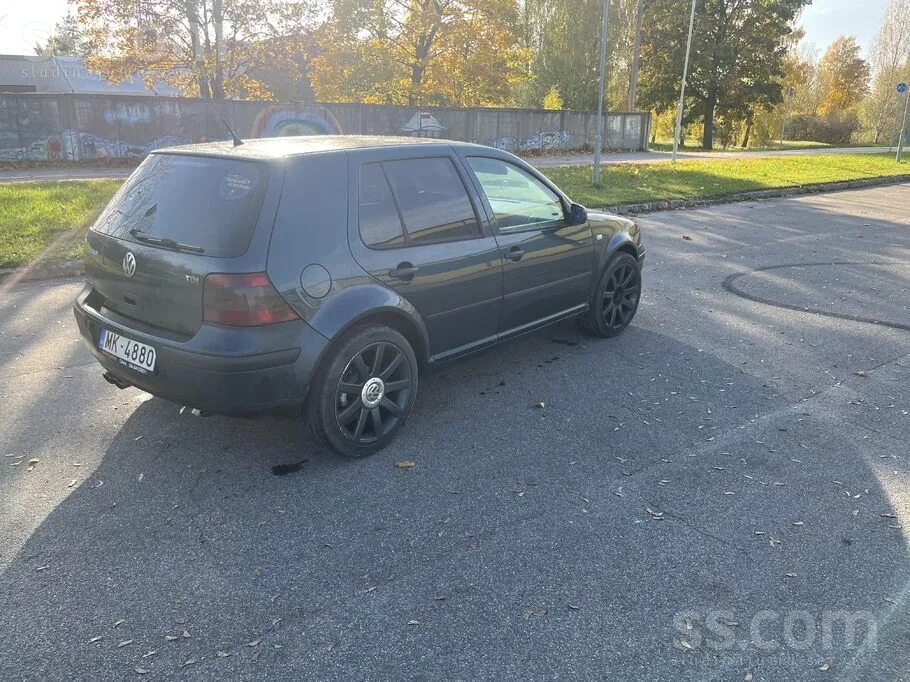 Volkswagen Golf 4 2001 photo 4