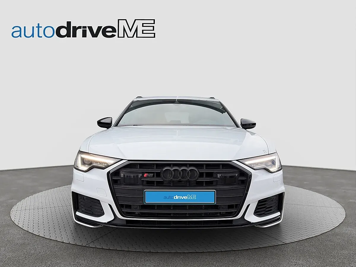 Audi A6 2022 photo 2