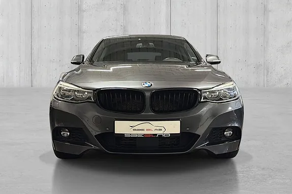 BMW 3 Series 2017 photo 2