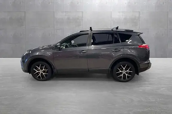 Toyota Rav4 2018 photo 2