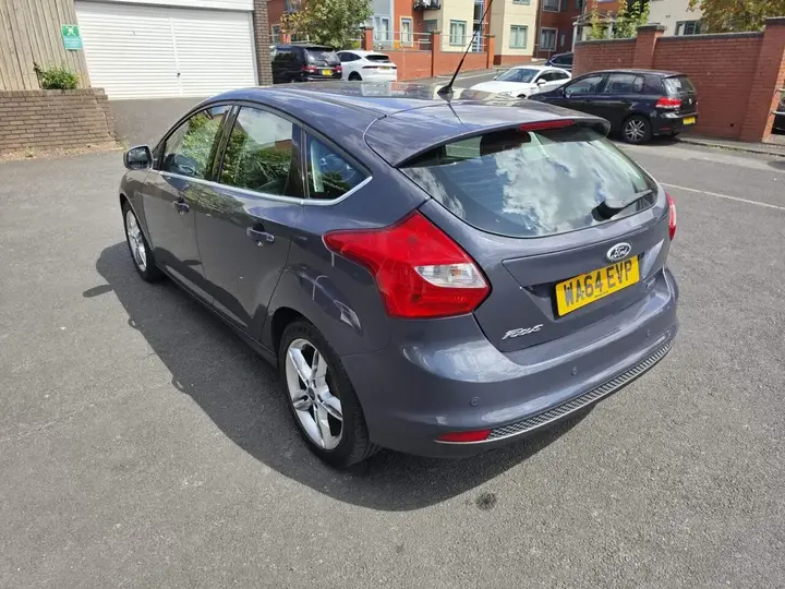 Ford Focus 2014 photo 4