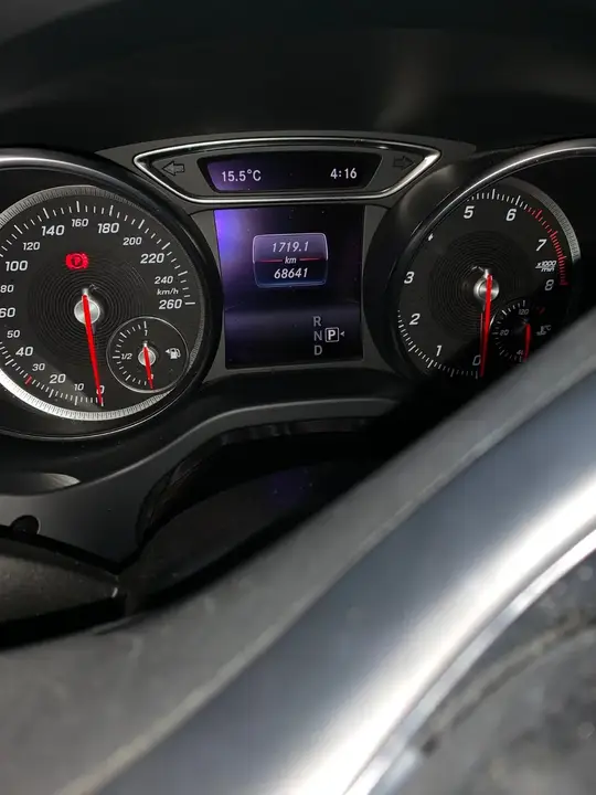 Mercedes-Benz Cla250 2018 photo 5