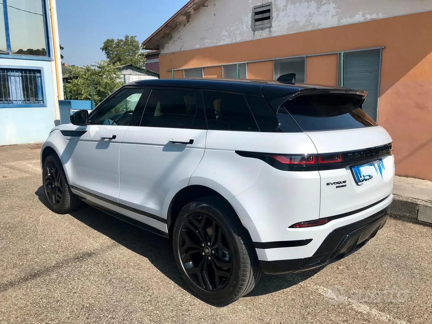 Land Rover Range Rover Evoque 2020 photo 3