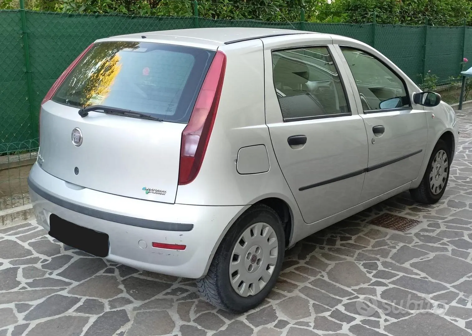 Fiat Punto 2008 photo 2