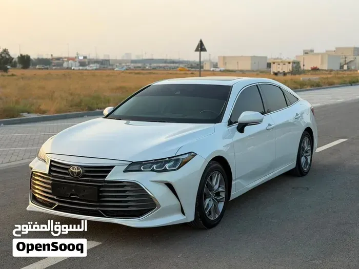 Toyota Avalon 2019 photo 3