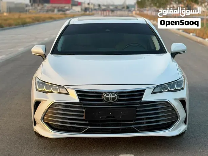 Toyota Avalon 2019 photo 2