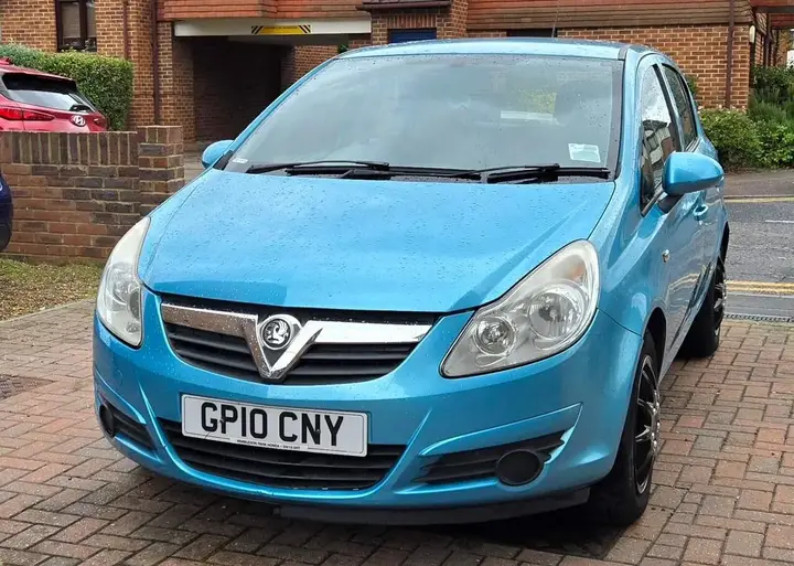Vauxhall Corsa 2010 photo 2