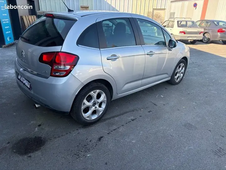 Citroen C3 2011 photo 3