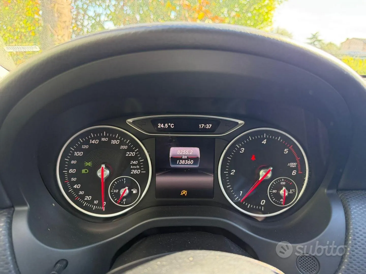 Mercedes-Benz A160D 2016 photo 2