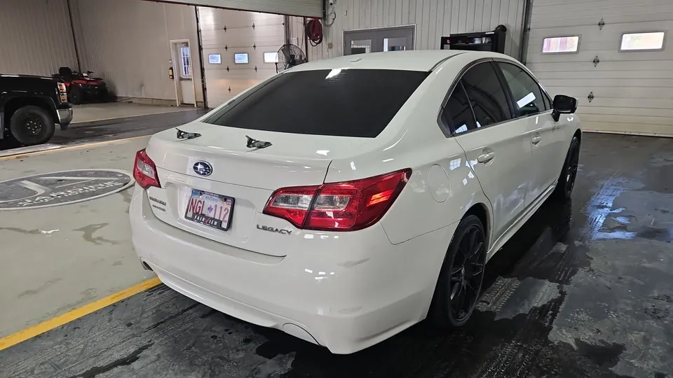 Subaru Legacy 2017 photo 5