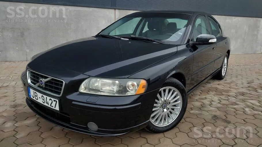 Volvo S60 2009 photo 2
