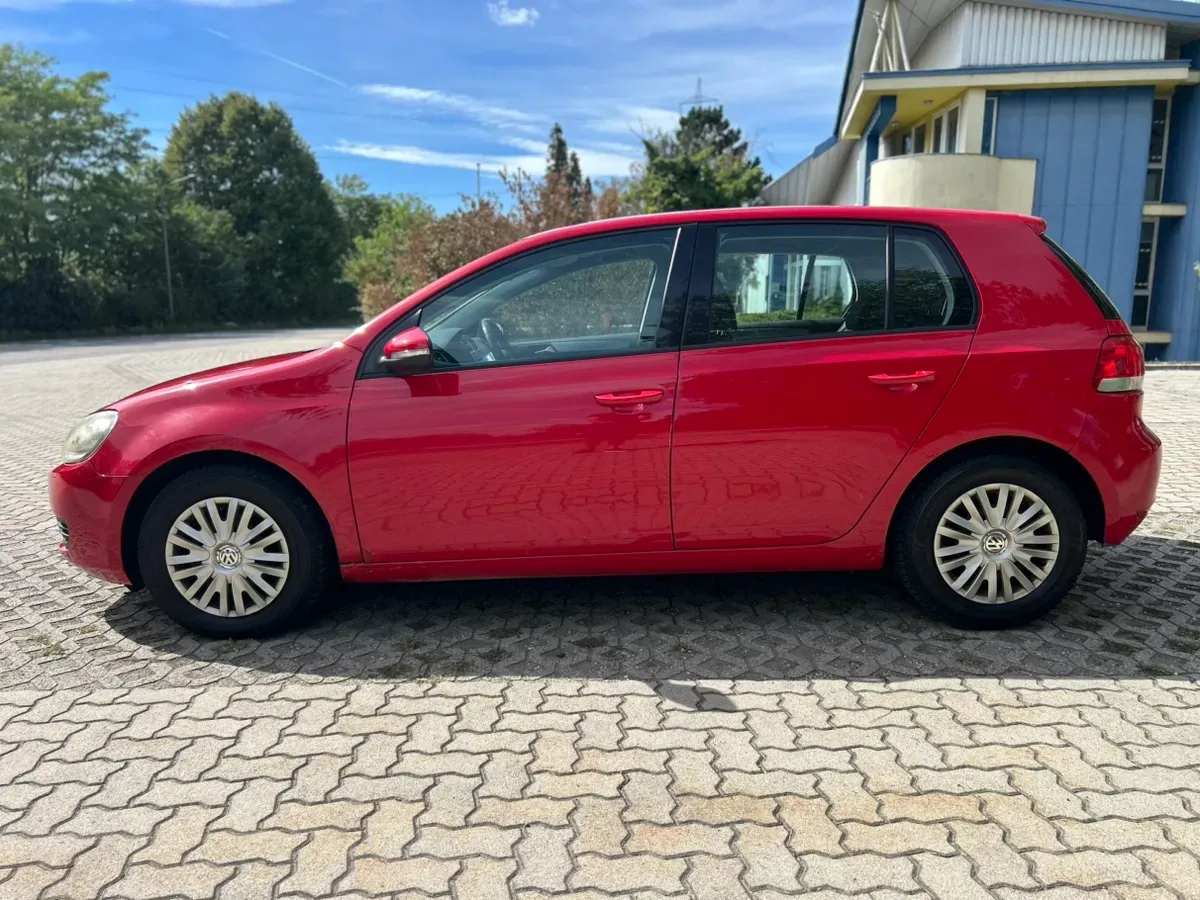 Volkswagen Golf 2011 photo 3