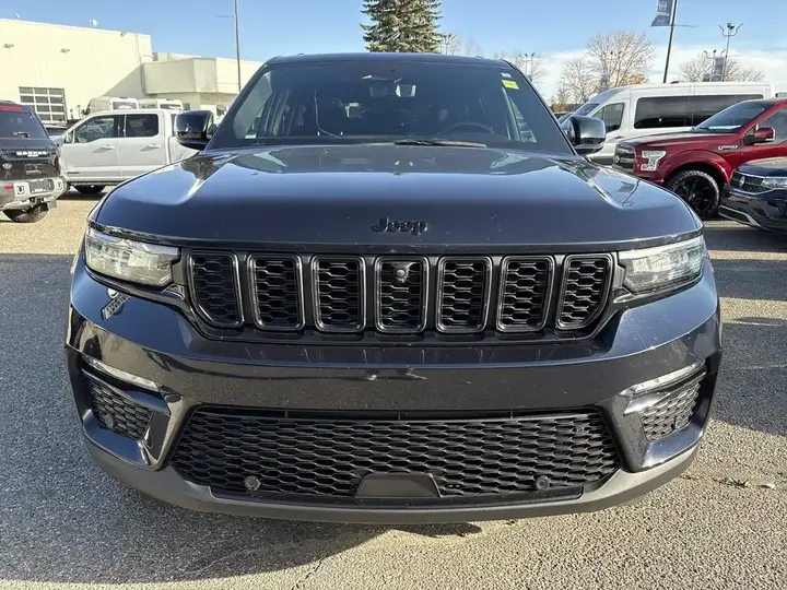 Jeep Grand Cherokee 2024 photo 4