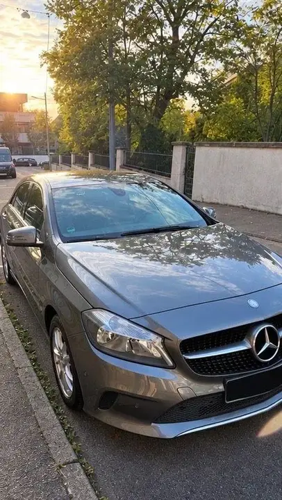 Mercedes-Benz A