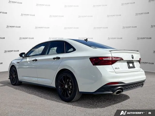 Volkswagen Jetta 2024 photo 4